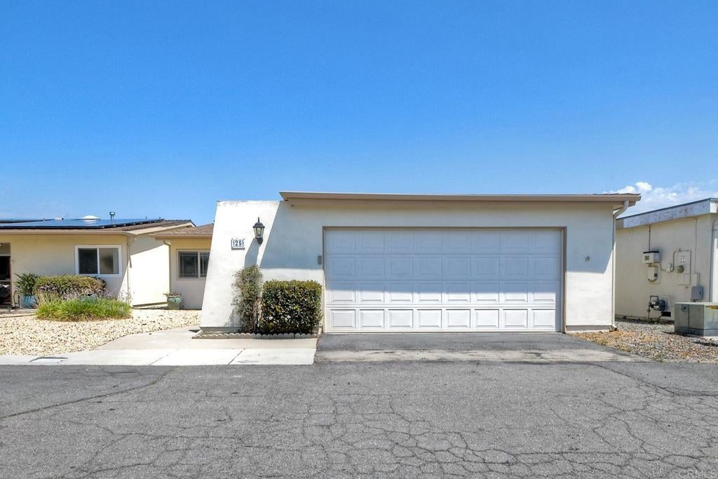 3902 Vista Campana N 25