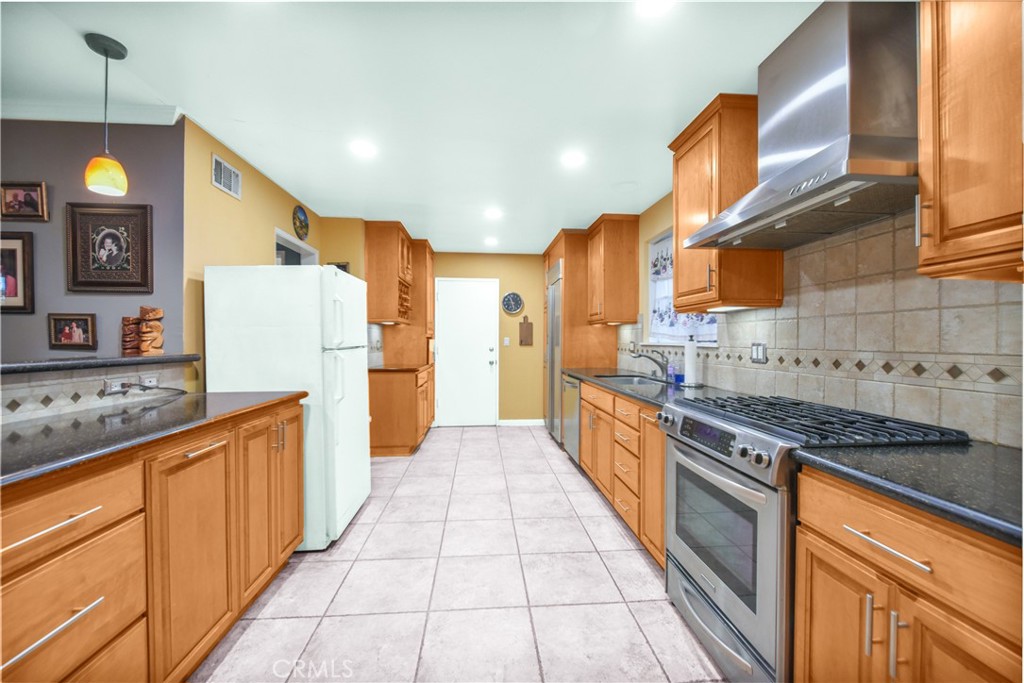 Simi Park North (169) - Residential