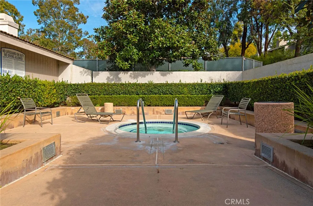 Irvine, California 92603, United States, 2 Bedrooms Bedrooms, ,3 BathroomsBathrooms,Residential,Active,92242