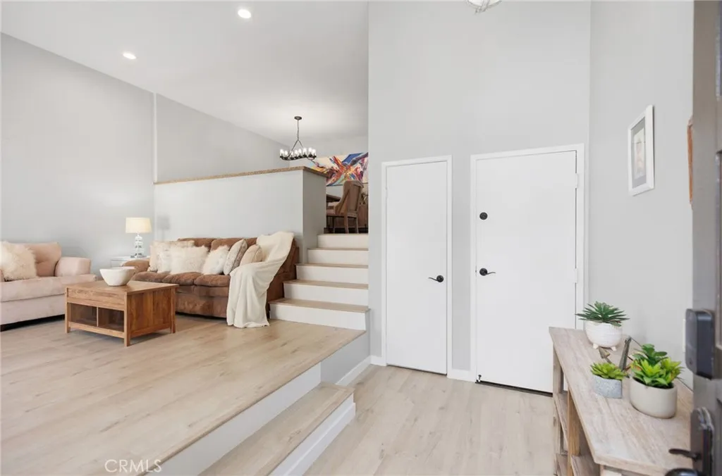 Irvine, California 92603, United States, 2 Bedrooms Bedrooms, ,3 BathroomsBathrooms,Residential,Active,92242