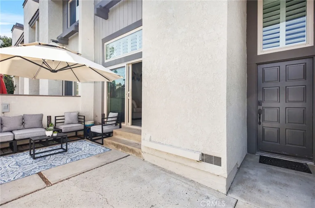 Irvine, California 92603, United States, 2 Bedrooms Bedrooms, ,3 BathroomsBathrooms,Residential,Active,92242