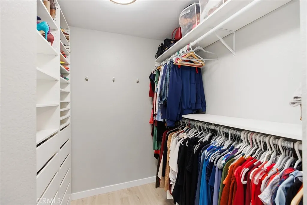 Irvine, California 92603, United States, 2 Bedrooms Bedrooms, ,3 BathroomsBathrooms,Residential,Active,92242