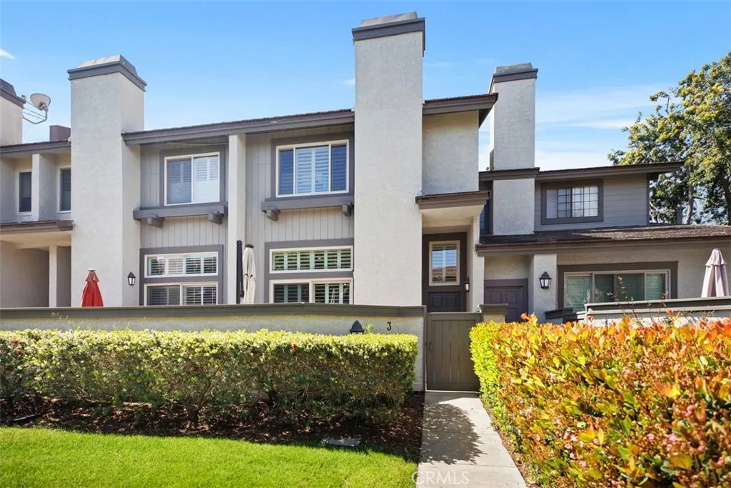 Irvine, California 92603, United States, 2 Bedrooms Bedrooms, ,3 BathroomsBathrooms,Residential,Active,92242