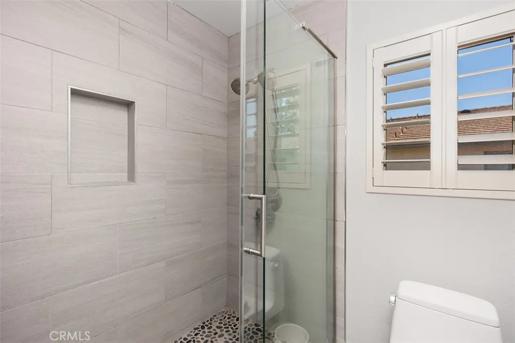 Irvine, California 92603, United States, 2 Bedrooms Bedrooms, ,3 BathroomsBathrooms,Residential,Active,92242