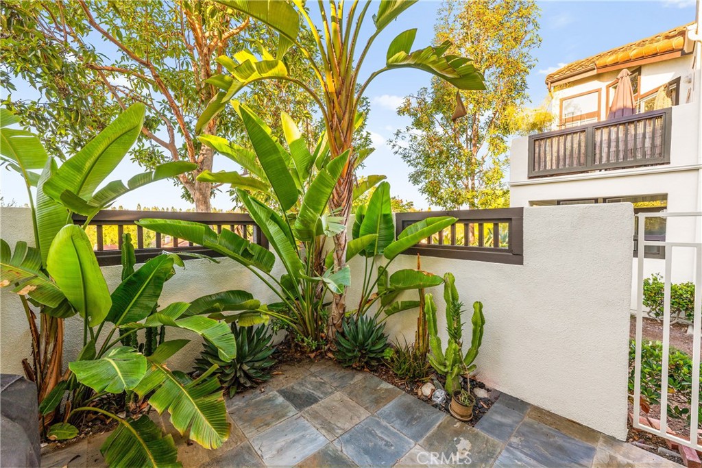 Palm Court (LHC) - Residential Lease