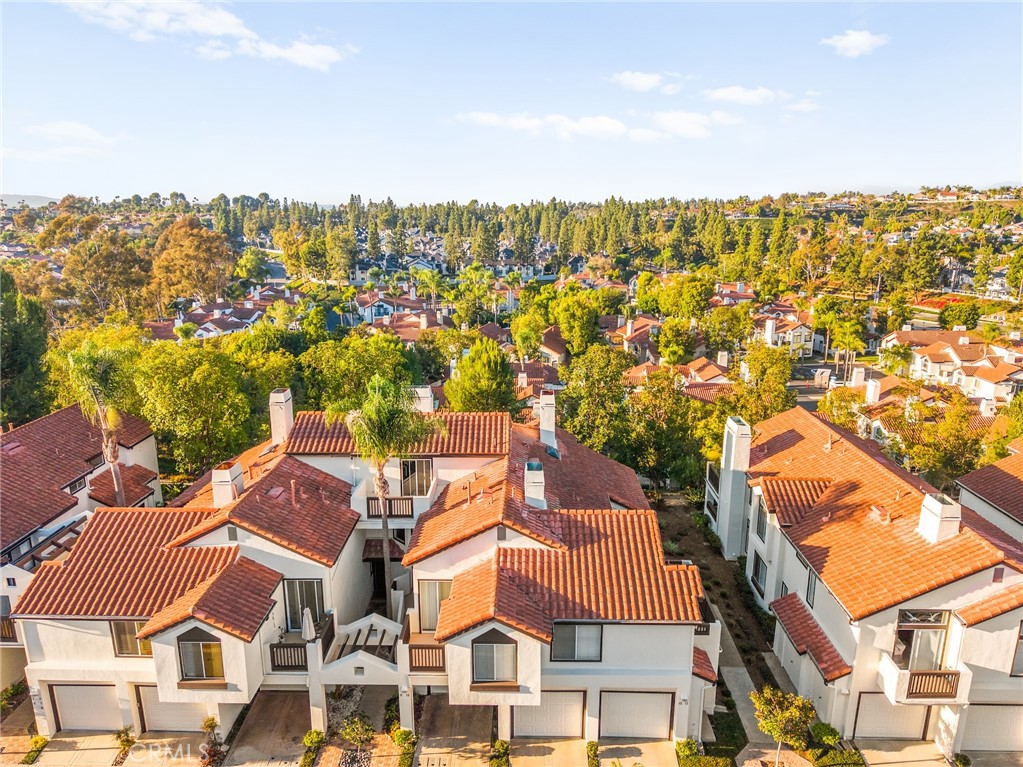 Palm Court (LHC) - Residential Lease