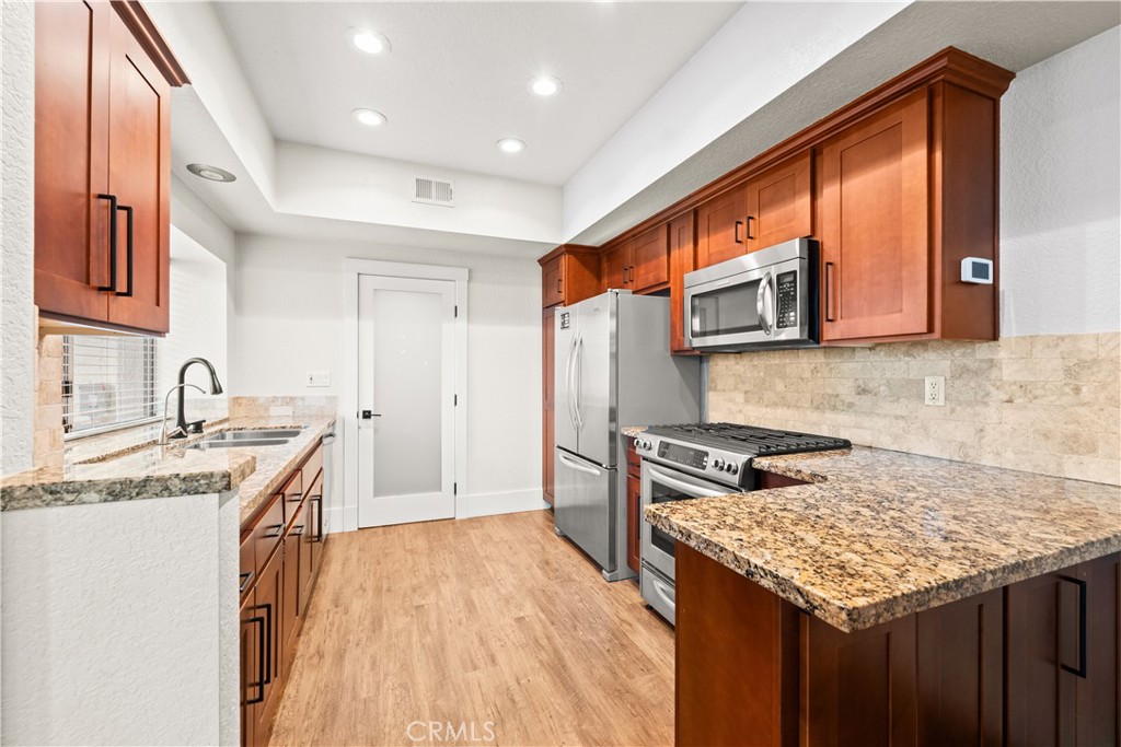 Palm Court (LHC) - Residential Lease