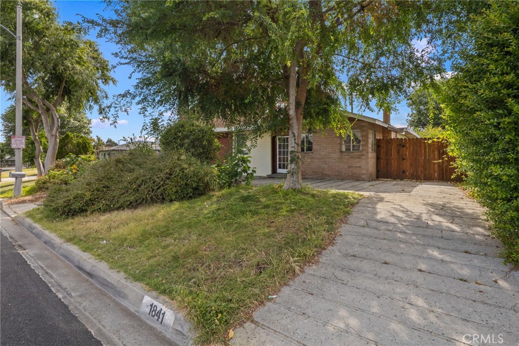 1841 Citrus View Avenue
