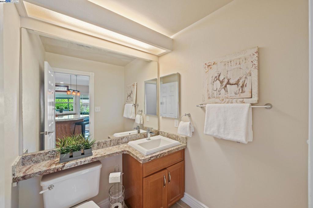 PLEASANTON MDWS - Residential