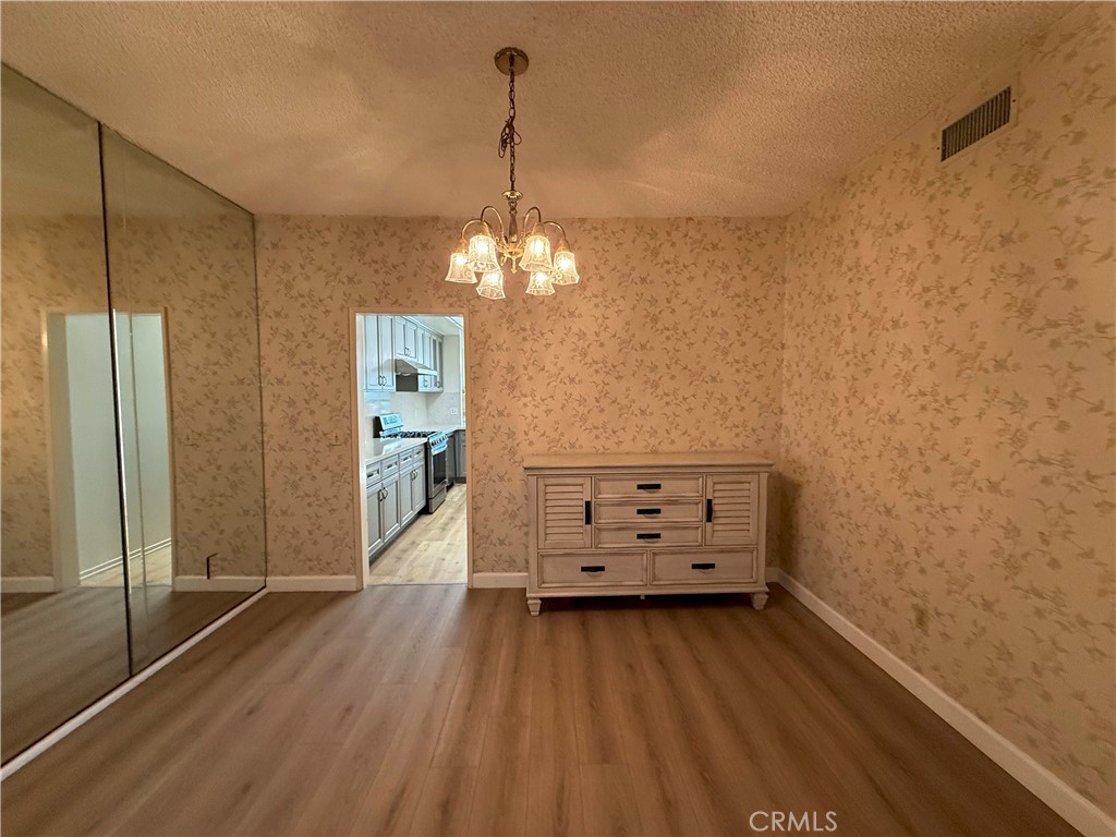 Properties 3 415 W Duarte Road 6