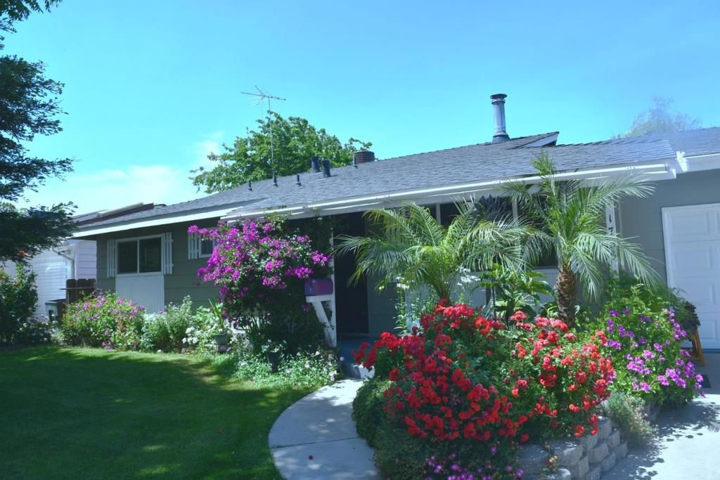 listing image 130728103483222345493