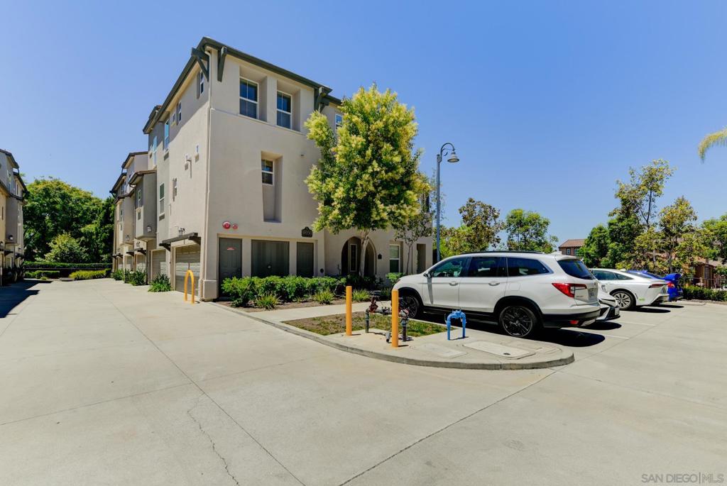 16950 Vasquez Way WAY 107, San Diego CA 92127