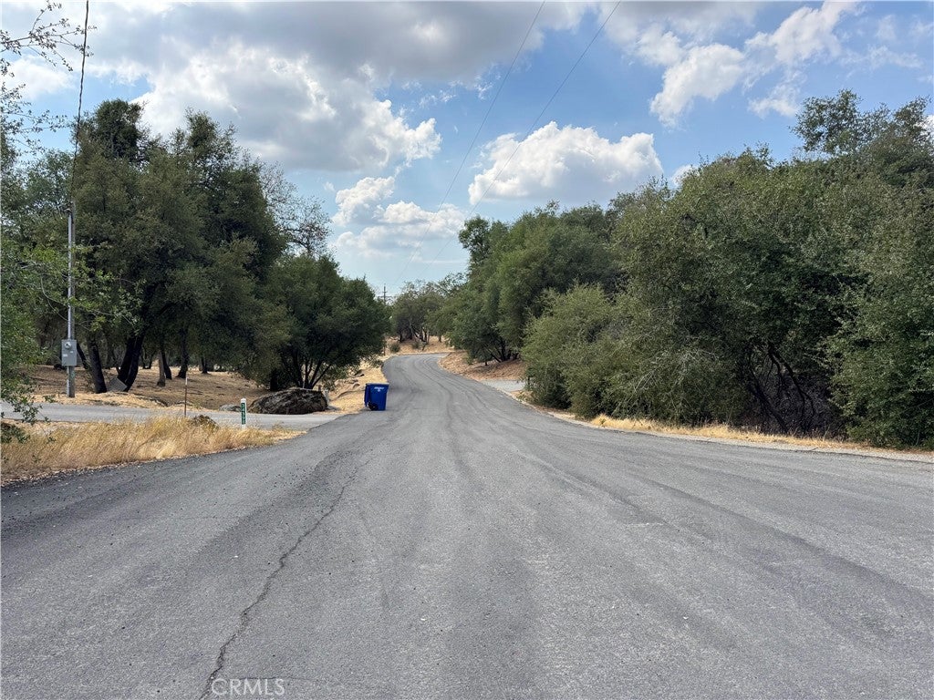 2 AC Summerhill LN