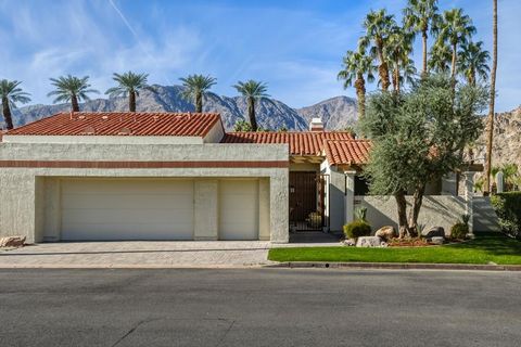 Photo of 49405 Avenida Club La Quinta, La Quinta, CA 92253 (MLS # 219139267DA)