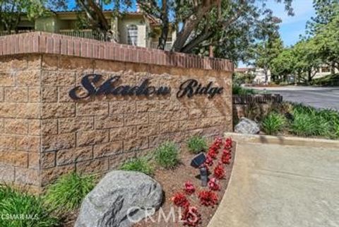 Photo of 5744 Oak Bend Ln, Oak Park, CA 91377 (MLS # SR26109179)