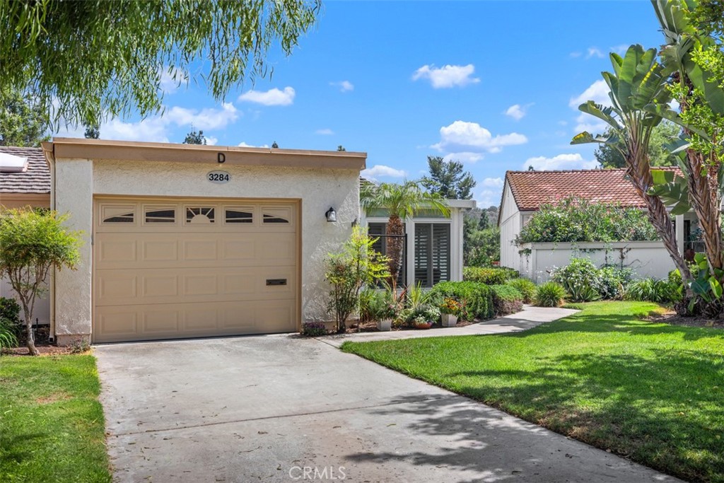 3284 San Amadeo D