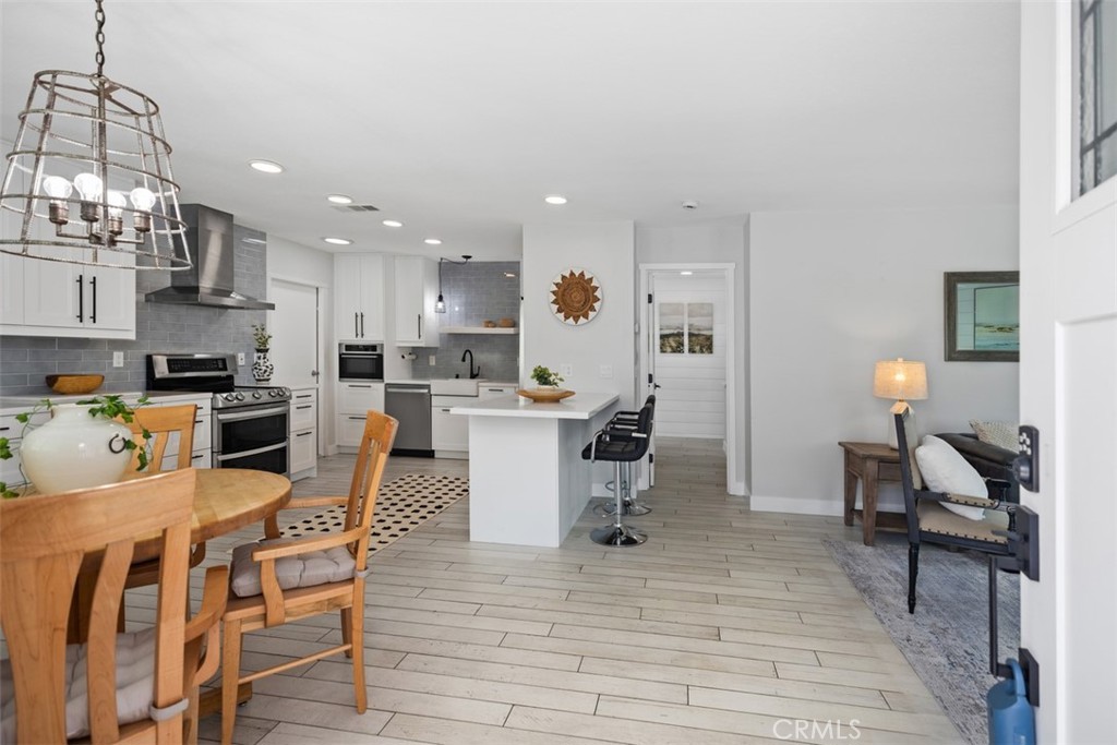 3284 San Amadeo D