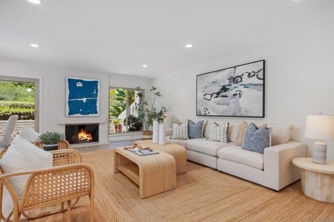 Photo of 2286 Caminito Preciosa Norte, La Jolla, CA 92037 (MLS # 260016632SD)