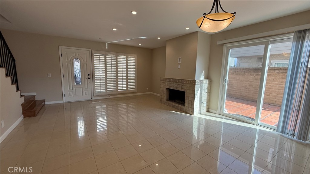 24711 Santa Clara Avenue 7