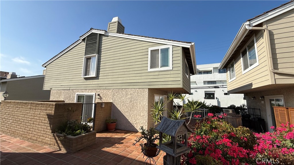 24711 Santa Clara Avenue 7