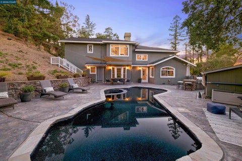 Photo of 101 La Bolsa Rd, Walnut Creek, CA 94598 (MLS # 41147850)