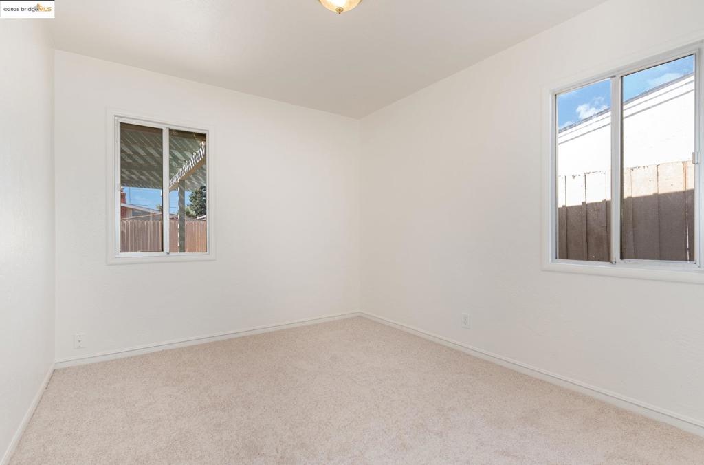 SAN LEANDRO TERR - Residential