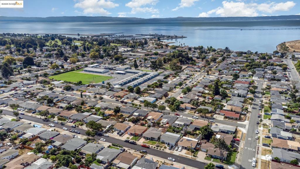 SAN LEANDRO TERR - Residential
