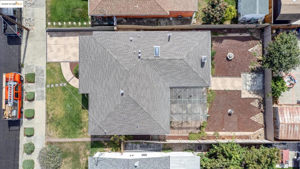 SAN LEANDRO TERR - Residential