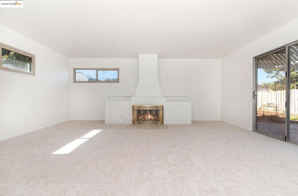 SAN LEANDRO TERR - Residential