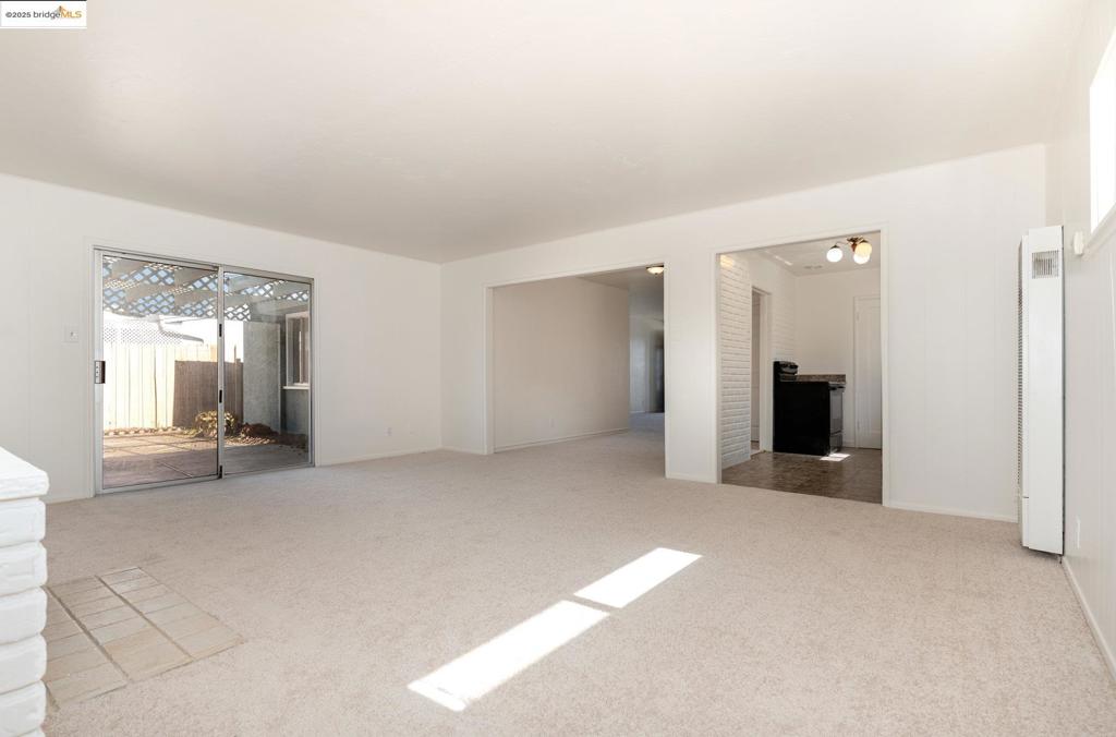 SAN LEANDRO TERR - Residential