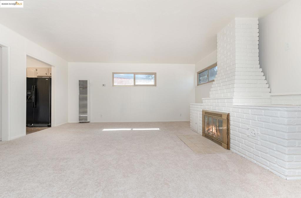 SAN LEANDRO TERR - Residential