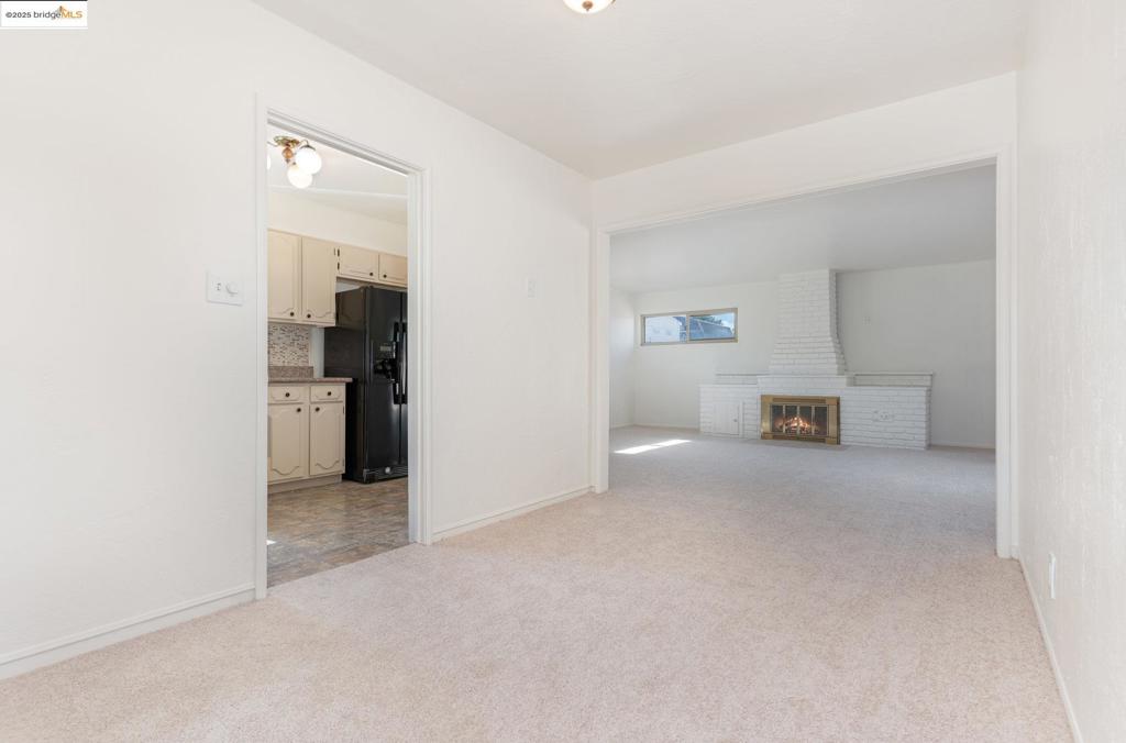 SAN LEANDRO TERR - Residential