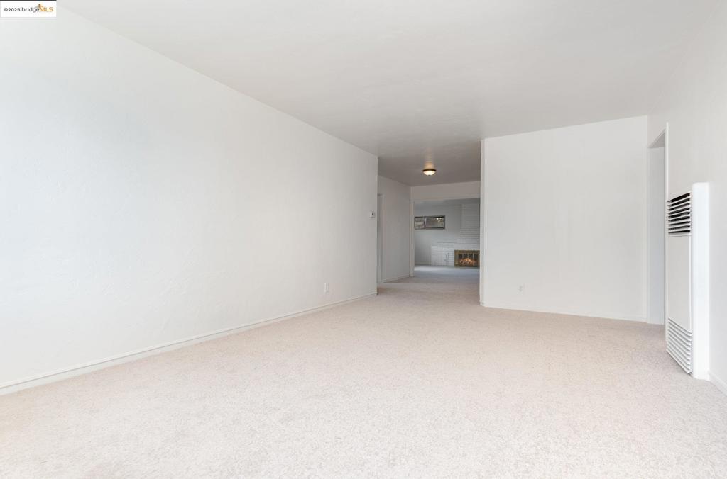 SAN LEANDRO TERR - Residential