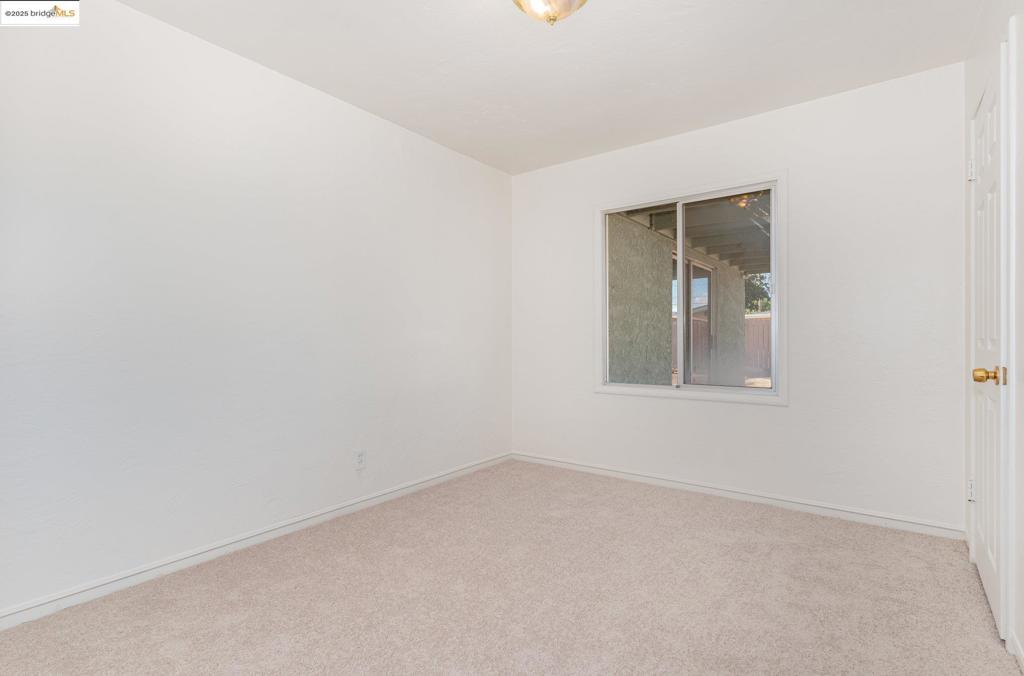 SAN LEANDRO TERR - Residential
