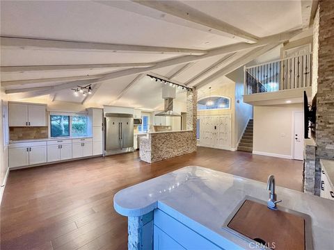 Photo of 38194 Oaktree Loop, Murrieta, CA 92562 (MLS # IG26028576)