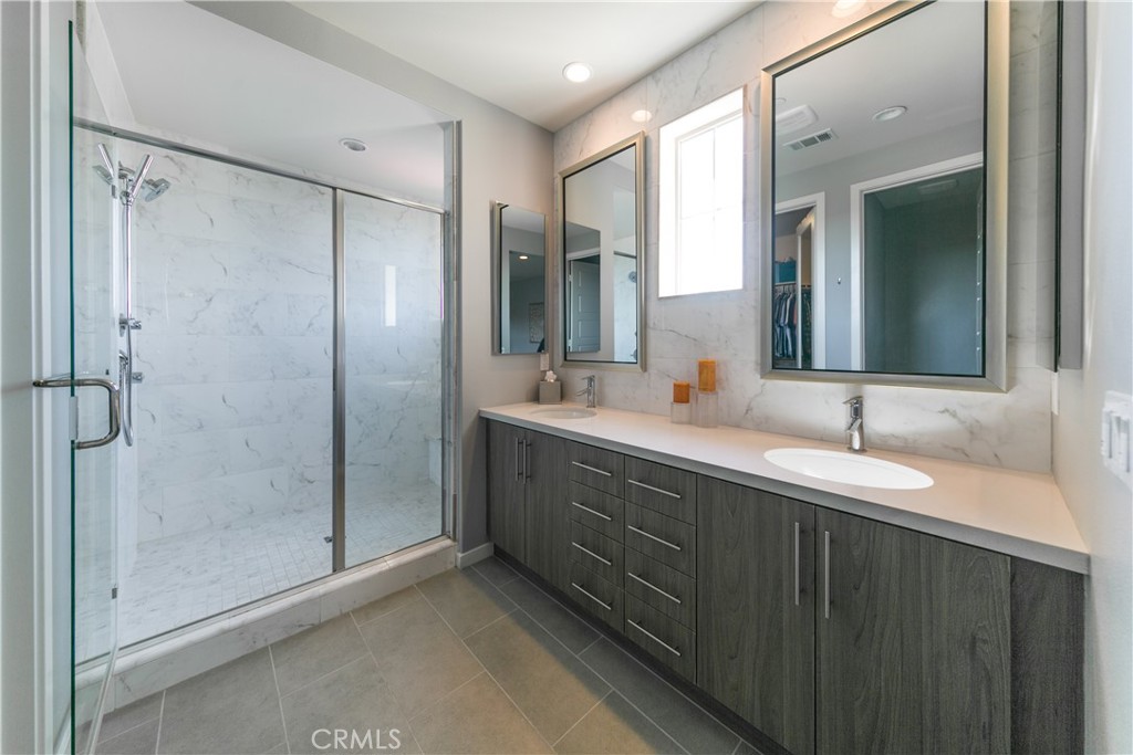 Bakers Ranch - Residential Lease