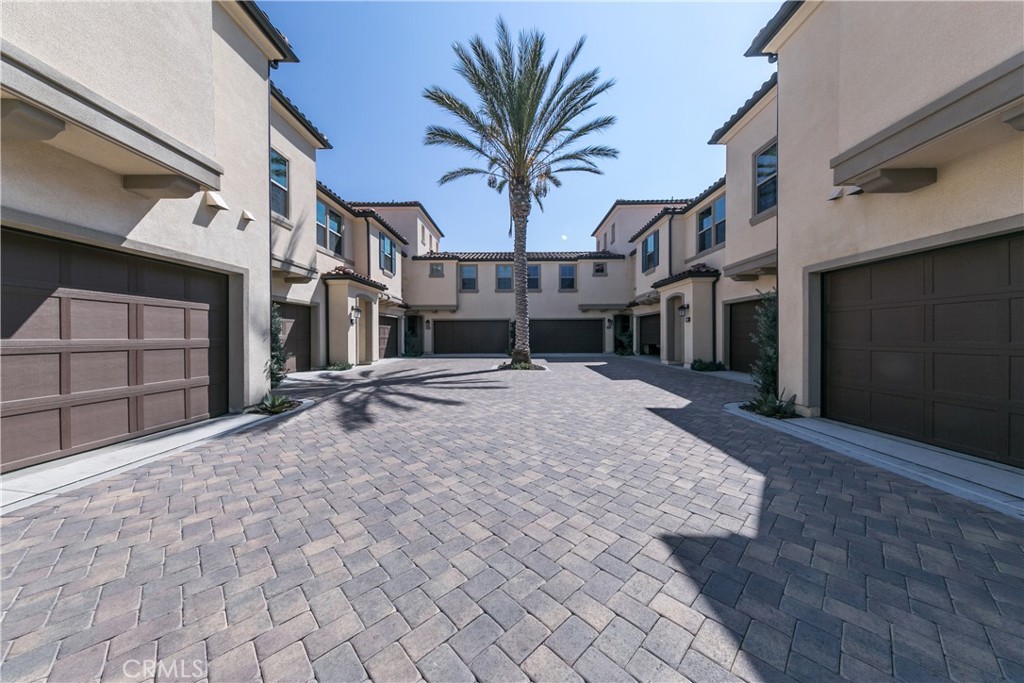 Bakers Ranch - Residential Lease