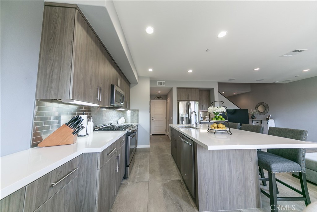 Bakers Ranch - Residential Lease