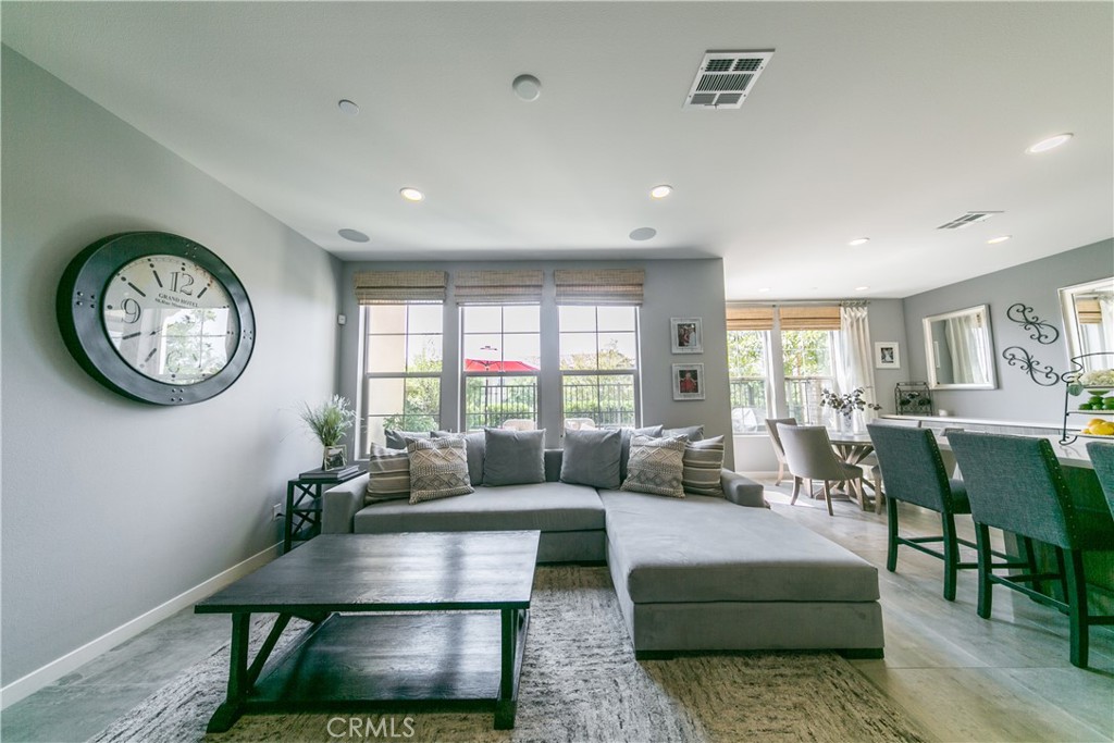 Bakers Ranch - Residential Lease