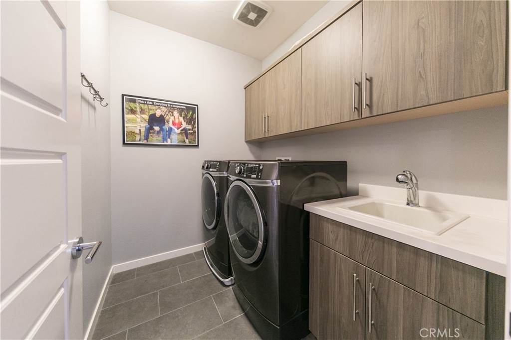 Bakers Ranch - Residential Lease