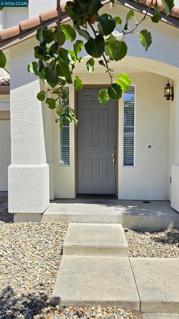 1092 Gardenia Ln