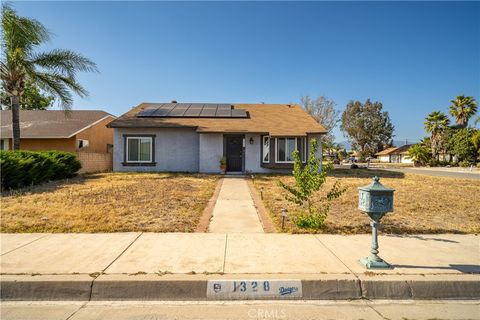 Photo of 1328 W Jackson ST, Rialto, CA 92376 (MLS # IV26119296)
