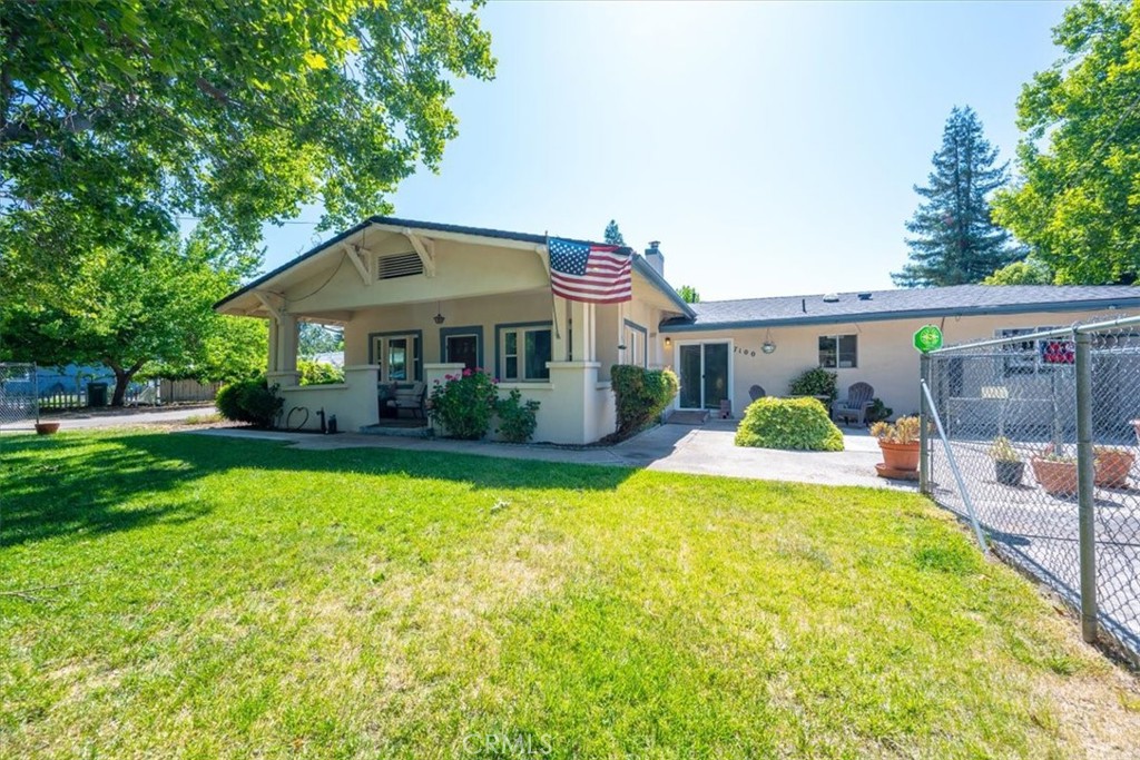 7100 Navajoa Avenue
