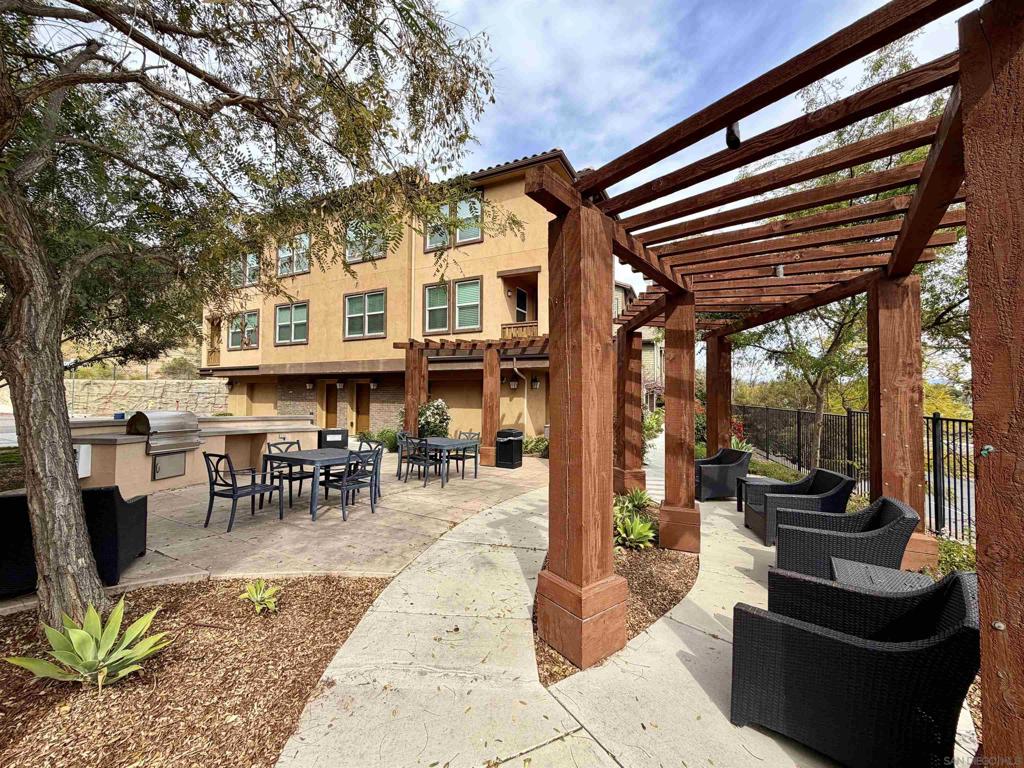 415 mission villas road