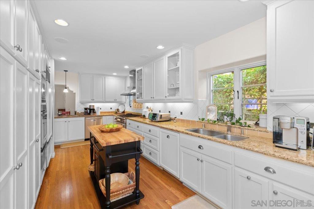 Mission Hills - Residential