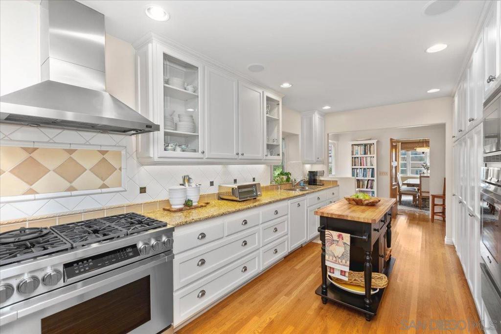 Mission Hills - Residential