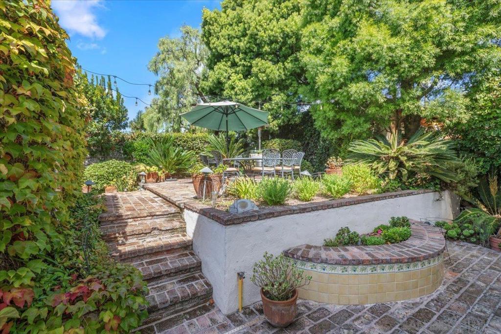 Mission Hills - Residential