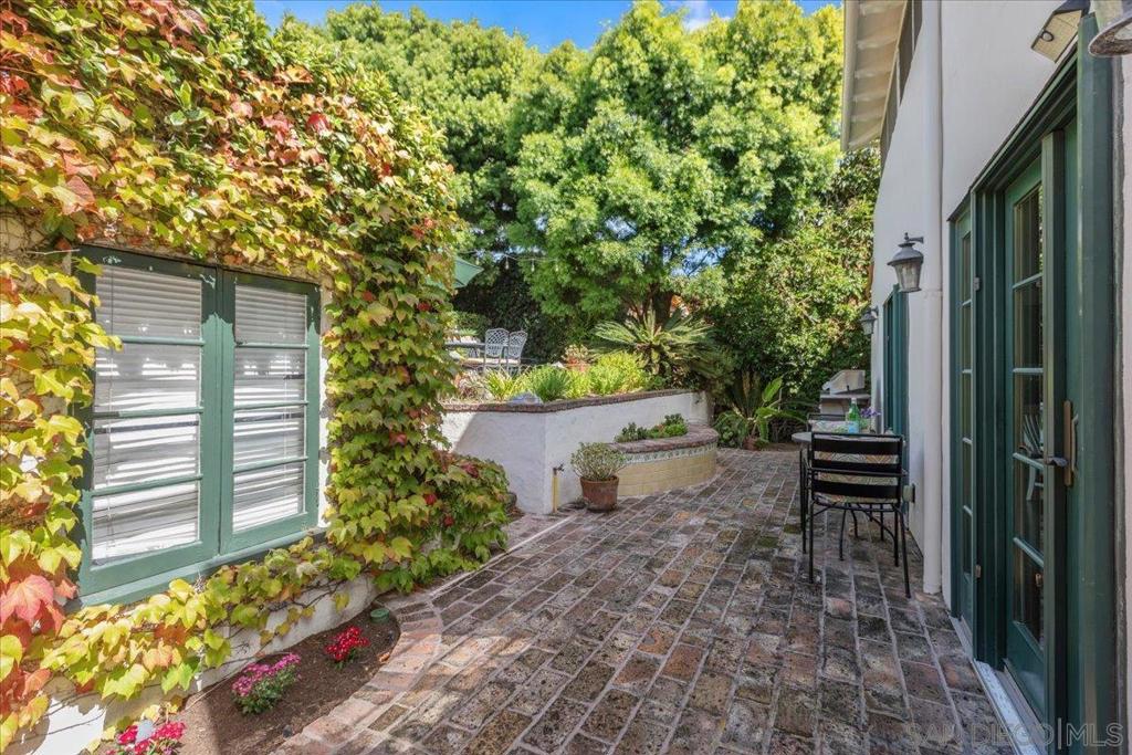 Mission Hills - Residential