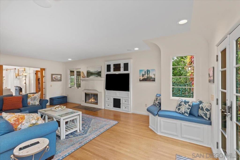 Mission Hills - Residential