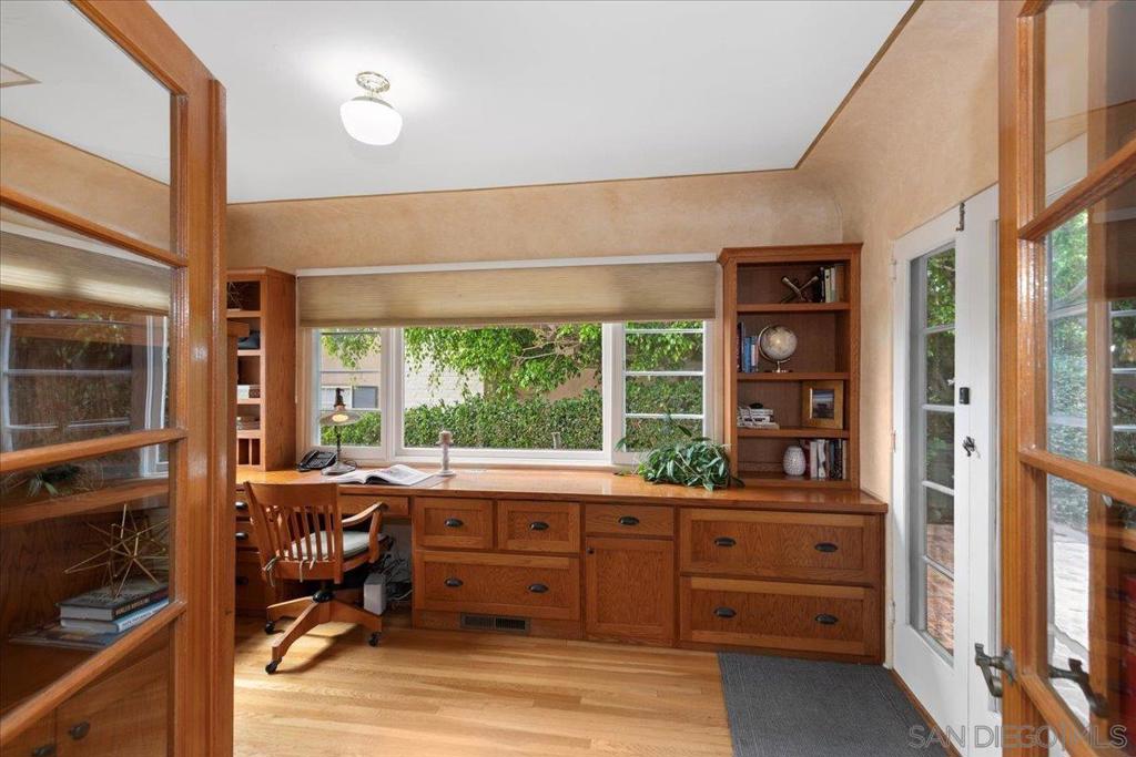 Mission Hills - Residential